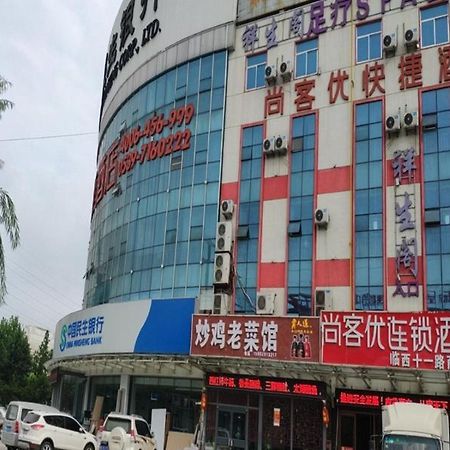Thank Inn Chain Hotel West Eleven Road Mall Linyi  Exterior foto
