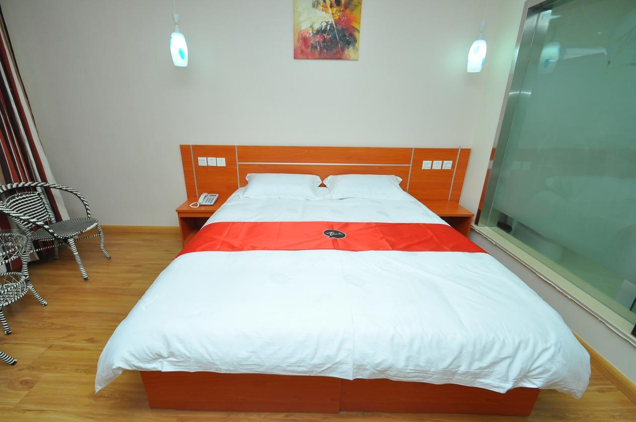 Thank Inn Chain Hotel West Eleven Road Mall Linyi  Exterior foto