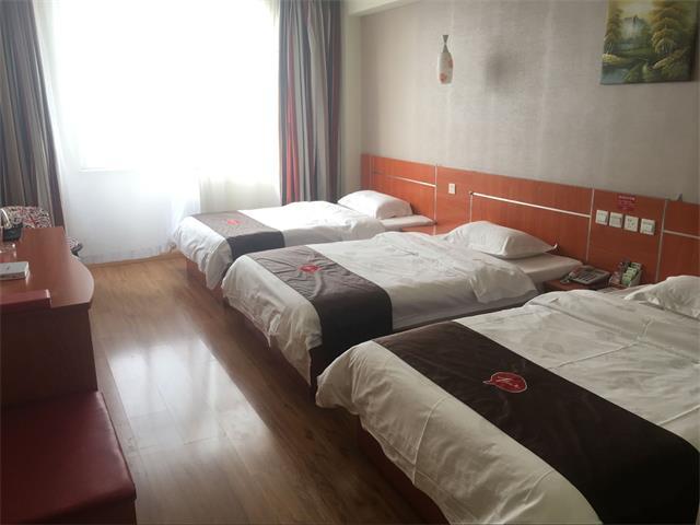 Thank Inn Chain Hotel West Eleven Road Mall Linyi  Exterior foto