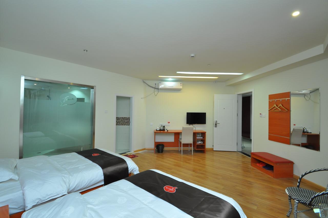 Thank Inn Chain Hotel West Eleven Road Mall Linyi  Exterior foto